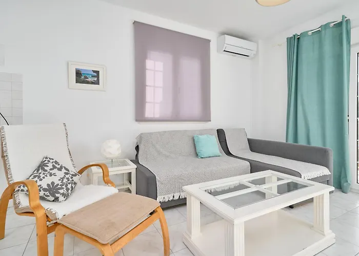 Apartmanhotel Apto 1 Almoraide 3*